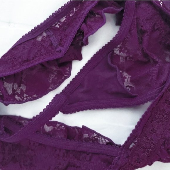 Aerie Lace Skirt rim Thong Panty- XS - Picture 5 of 6